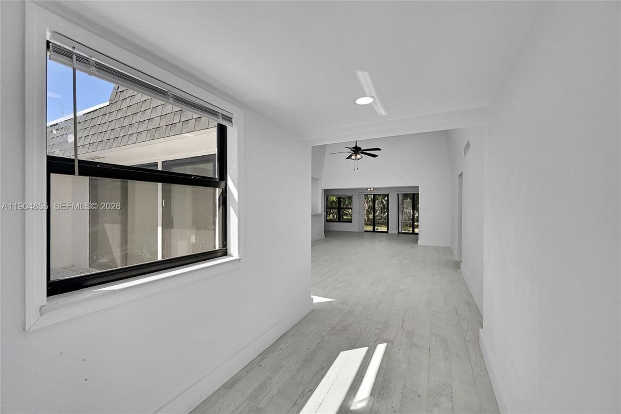 4603 King Palm Dr, Tamarac, FL 33319 Photo