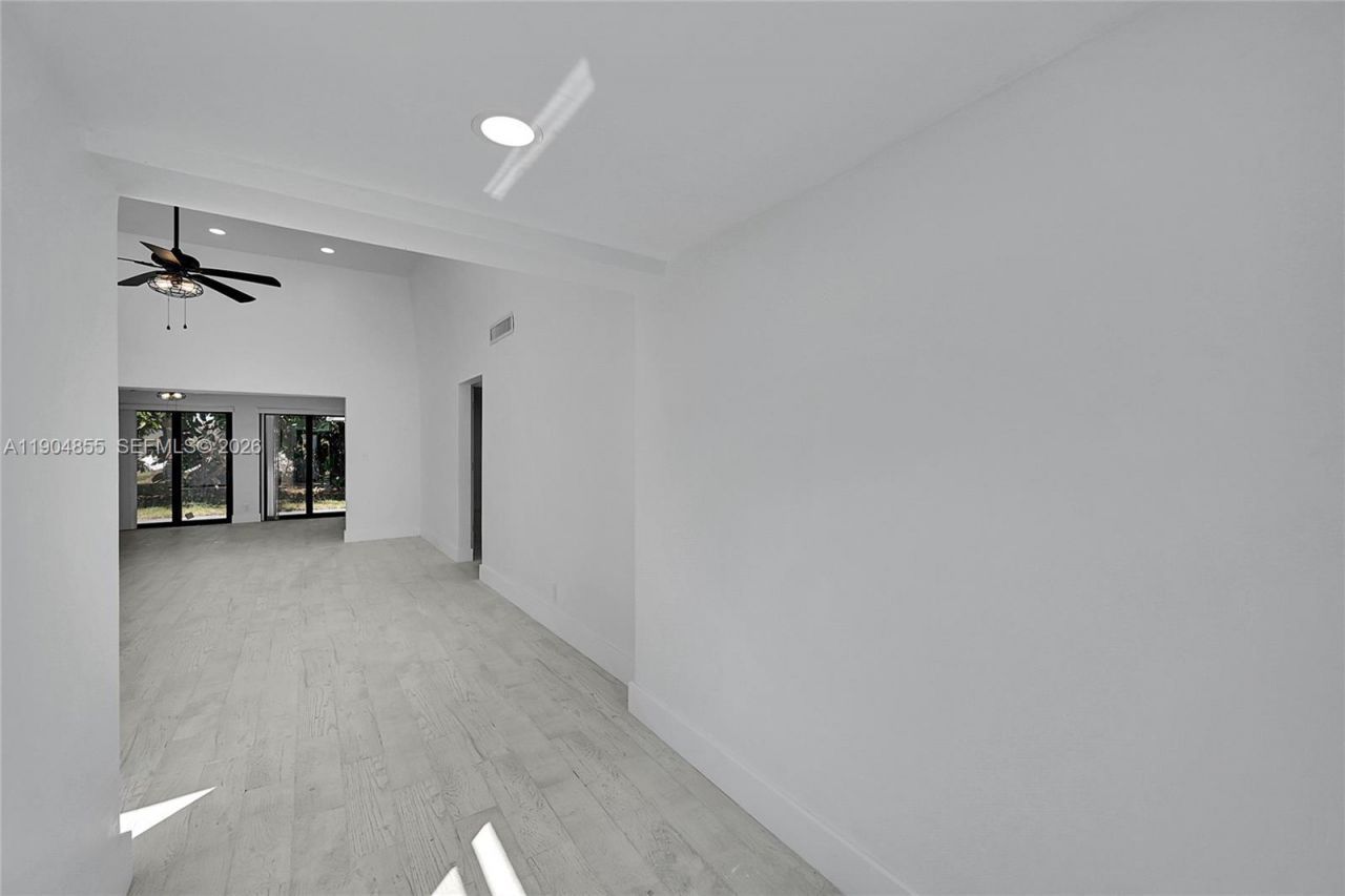 4603 King Palm Dr, Tamarac, FL 33319 Photo