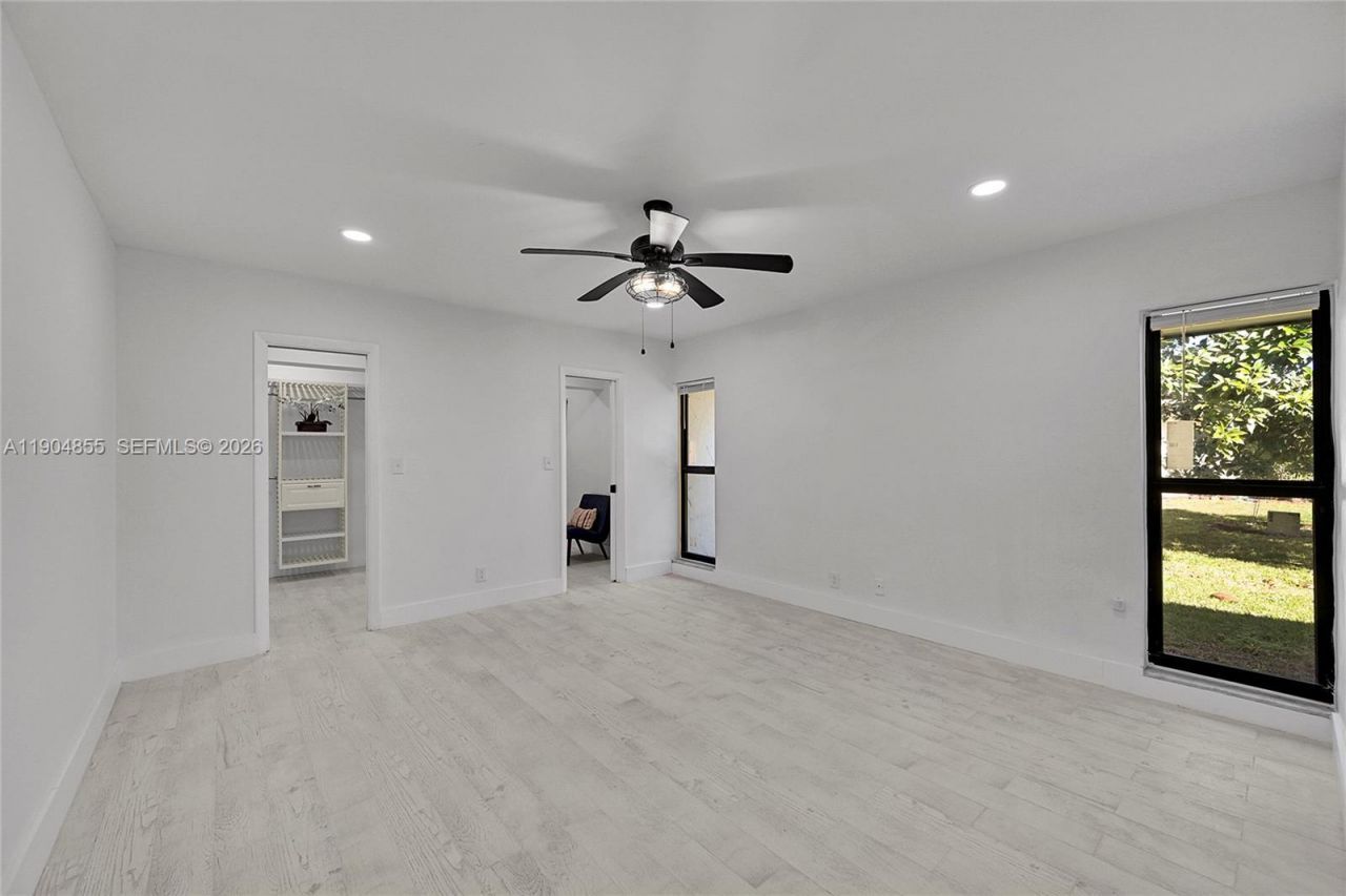 4603 King Palm Dr, Tamarac, FL 33319 Photo