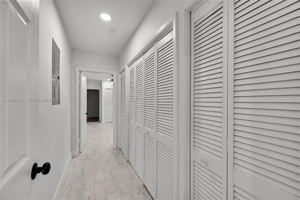 4603 King Palm Dr, Tamarac, FL 33319 Photo