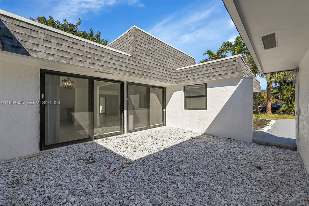 4603 King Palm Dr, Tamarac, FL 33319 Photo