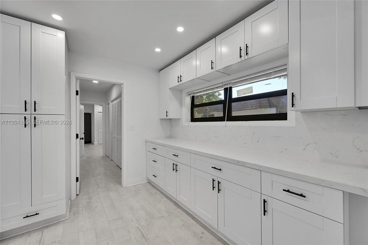 4603 King Palm Dr, Tamarac, FL 33319 Photo