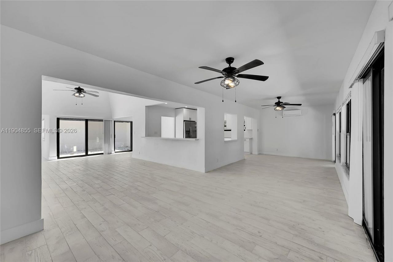 4603 King Palm Dr, Tamarac, FL 33319 Photo