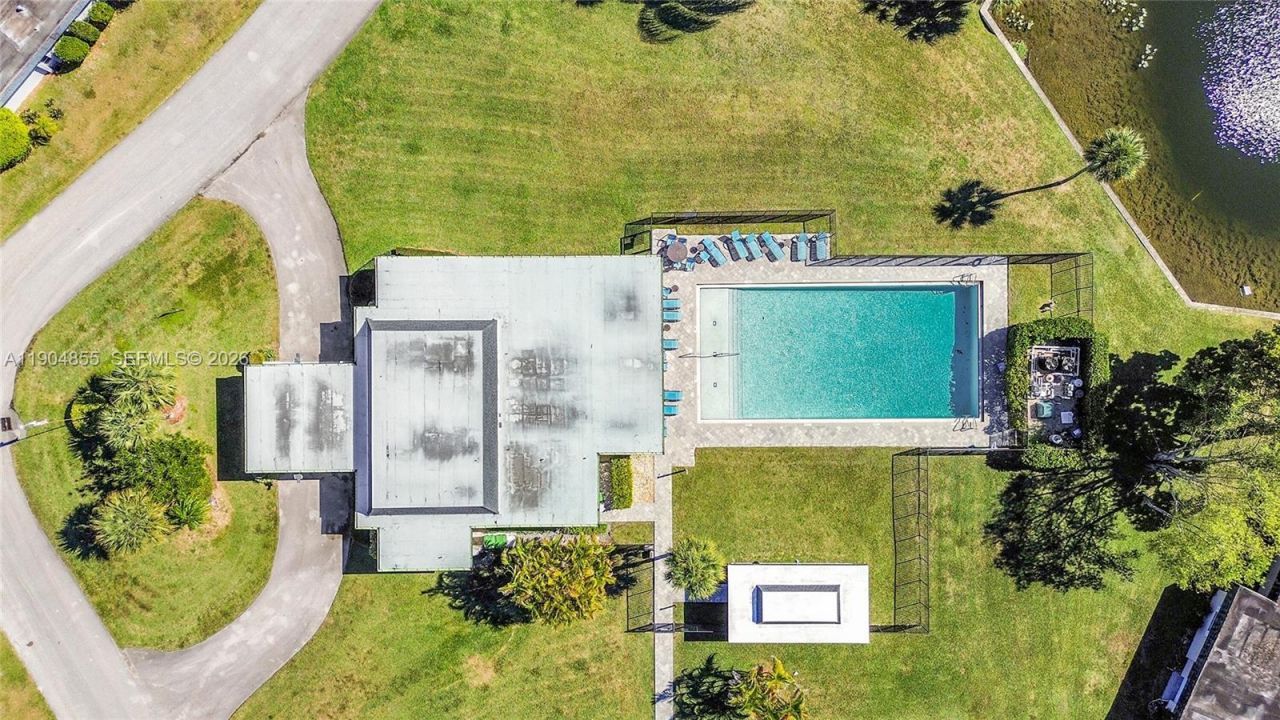 4603 King Palm Dr, Tamarac, FL 33319 Photo