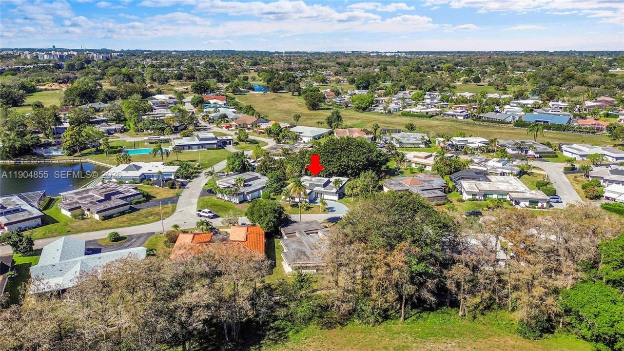 4603 King Palm Dr, Tamarac, FL 33319 Photo