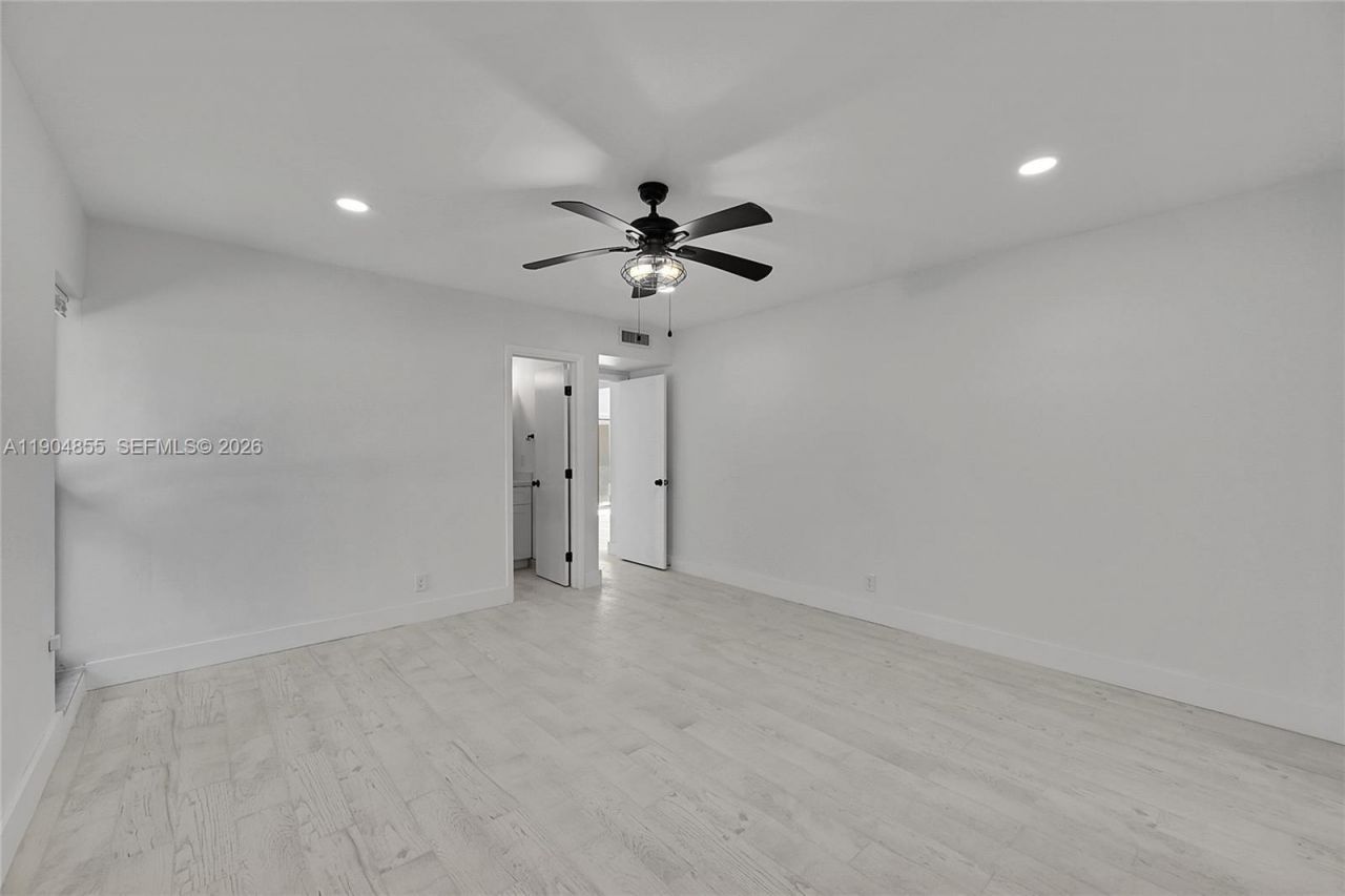 4603 King Palm Dr, Tamarac, FL 33319 Photo
