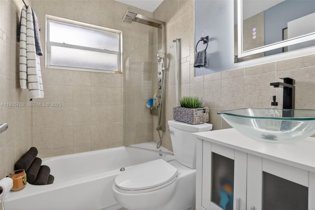 2256 Simms St, Hollywood, FL 33020 Photo