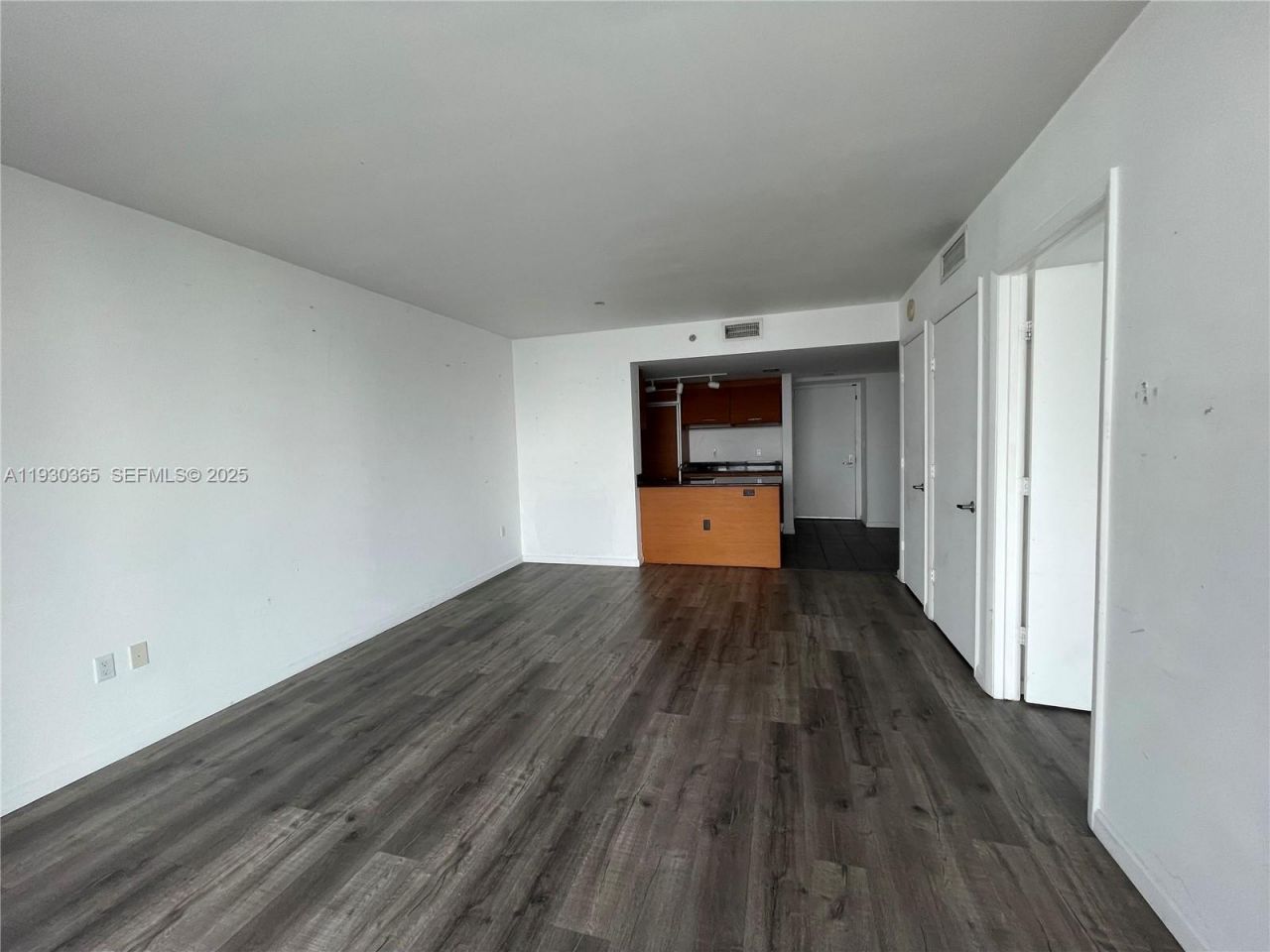 50 Biscayne Blvd , Unit 4105, Miami, FL 33132 Photo