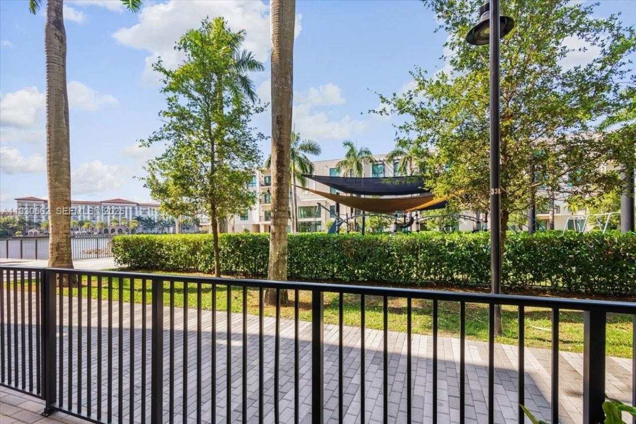 4636 NW 84th Ave, Unit 13, Doral, FL 33166 Photo