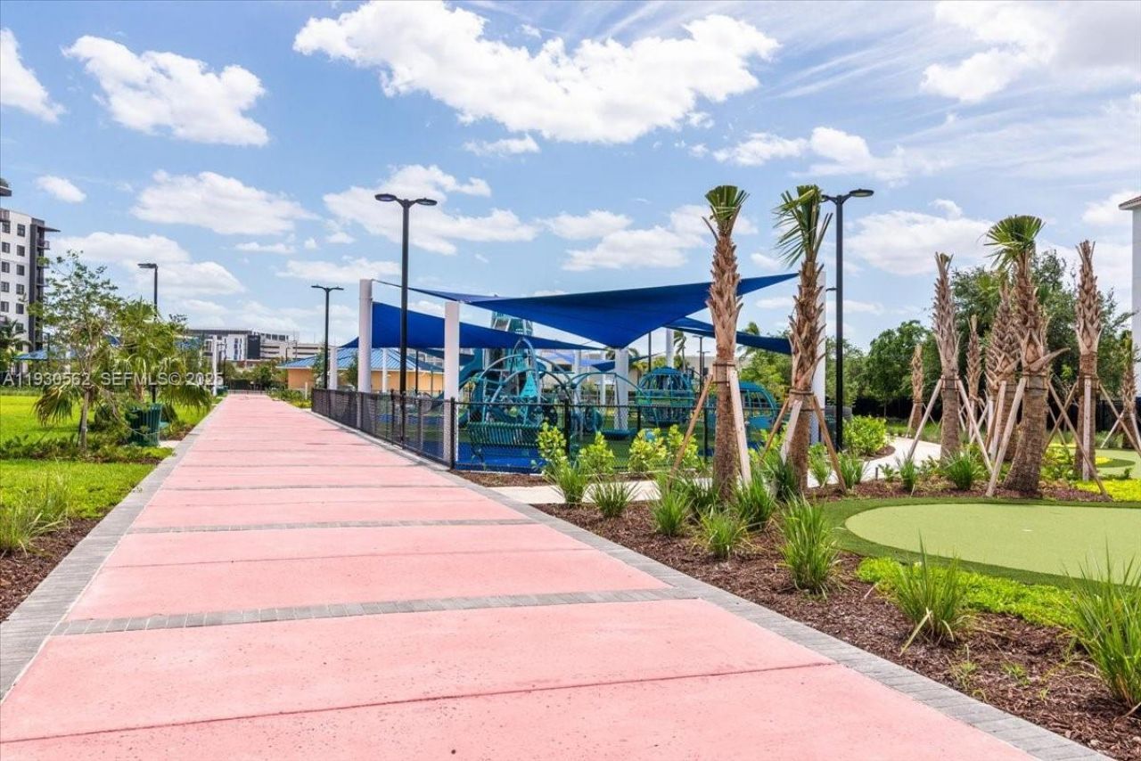 4636 NW 84th Ave, Unit 13, Doral, FL 33166 Photo