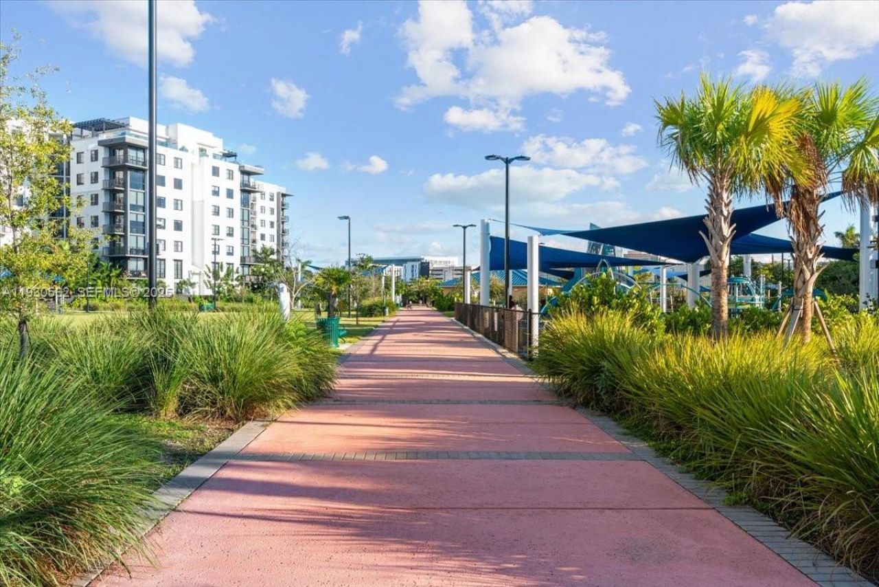 4636 NW 84th Ave, Unit 13, Doral, FL 33166 Photo