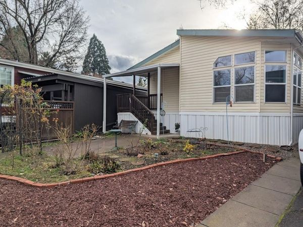 1055 N 5th Street, UNIT 110, Jacksonville, OR 97530