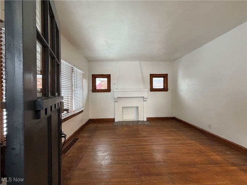 895 Rondel Road, Cleveland, OH 44110 Photo 24