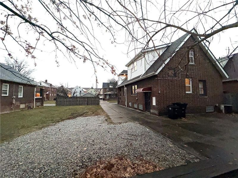 895 Rondel Road, Cleveland, OH 44110 Photo 34