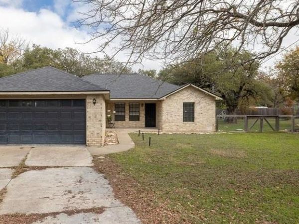 805 Sabinas CT, Georgetown, TX 78628