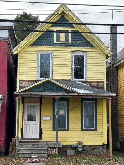 150 1/2 E 3rd Street, Oswego, NY 13126 Main Photo