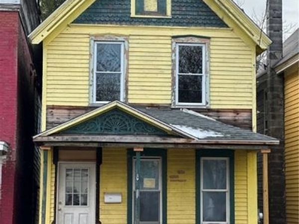 150 1/2 E 3rd Street, Oswego, NY 13126