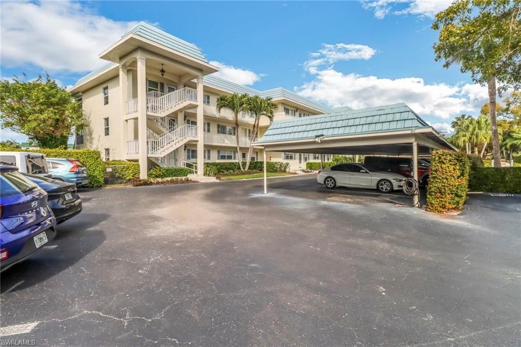 3055 Riviera Dr, Unit 201, Naples, FL 34103 Photo