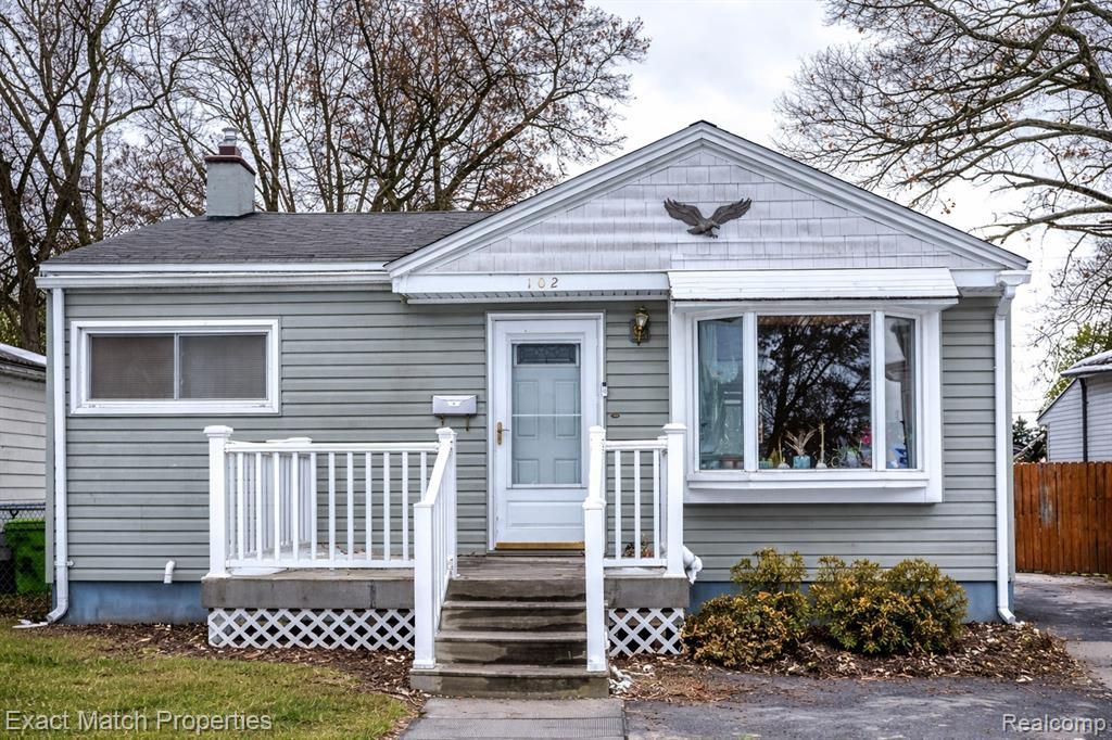 102 E Cornell Avenue, Pontiac, MI 48340 Main Photo