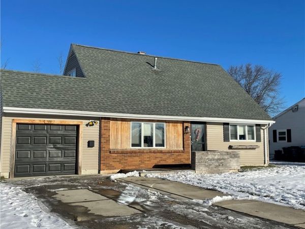 178 Marilyn Drive, Grand Island, NY 14072