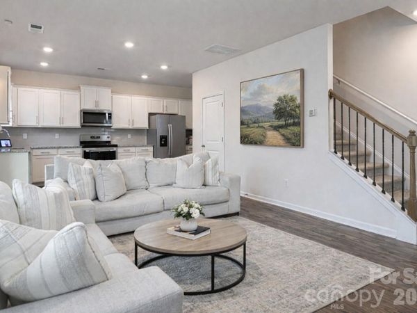 518 Jaca Lane, Arden, NC 28704