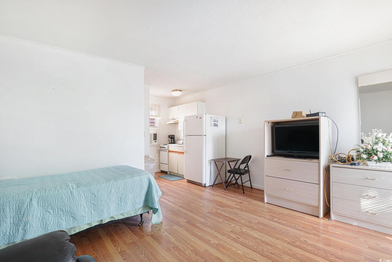 307 Flagg St. Photo 11