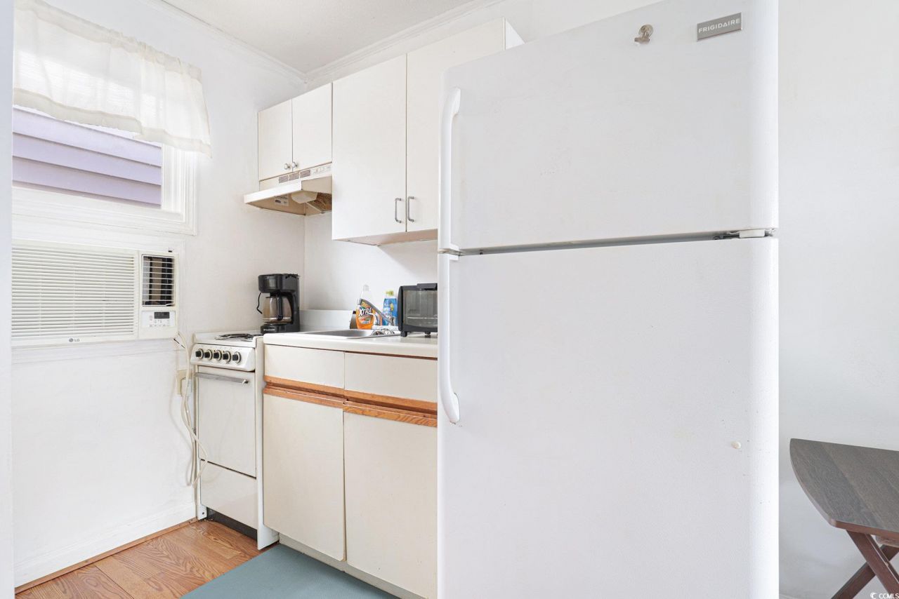 307 Flagg St. Photo 13