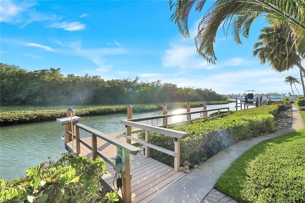 1450 Gulfstar Dr S, Naples, FL 34112 Photo
