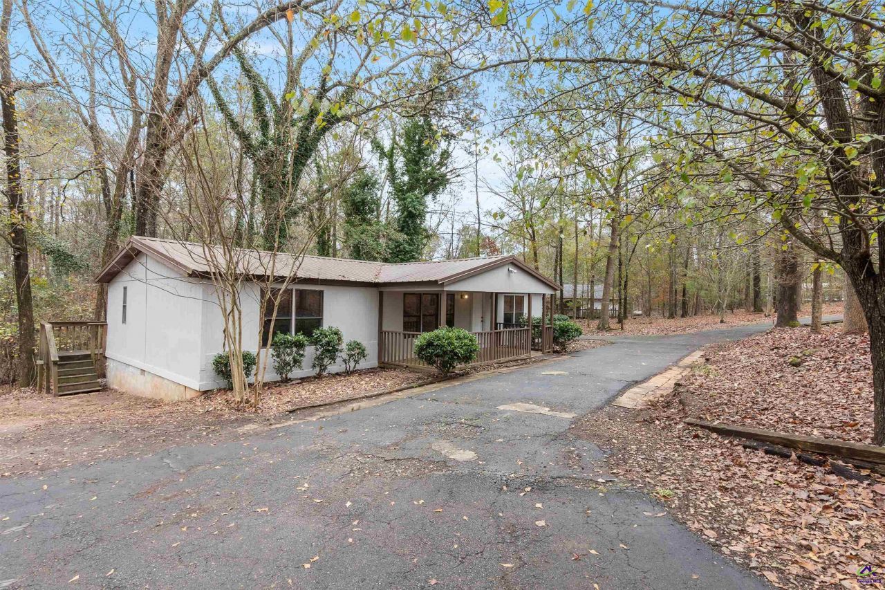 37 Fawn Dr, Juliette, GA 31046 Main Photo