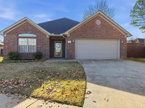3318 Moss Creek Drive, Bryant, AR 72022