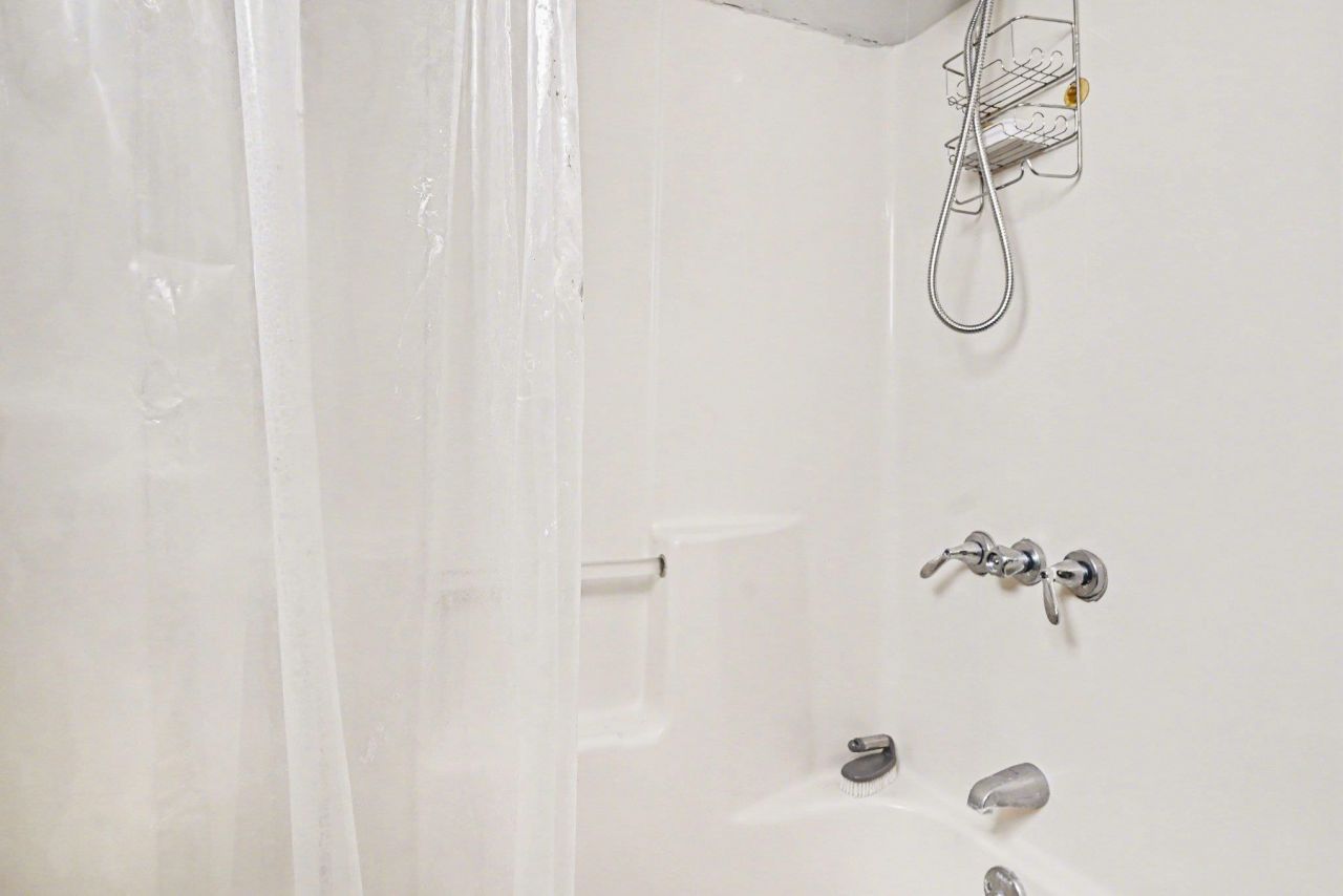 307 Flagg St. Photo 14