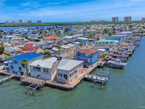 257 Nettles Boulevard, Jensen Beach, FL 34957