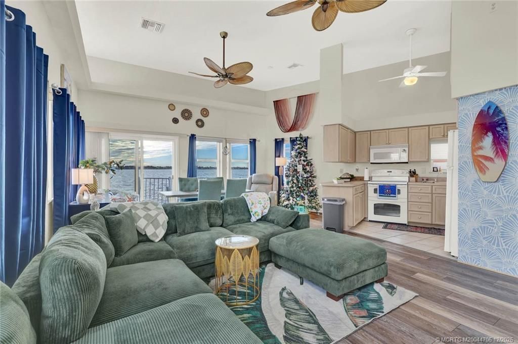 257 Nettles Boulevard, Jensen Beach, FL 34957 Photo