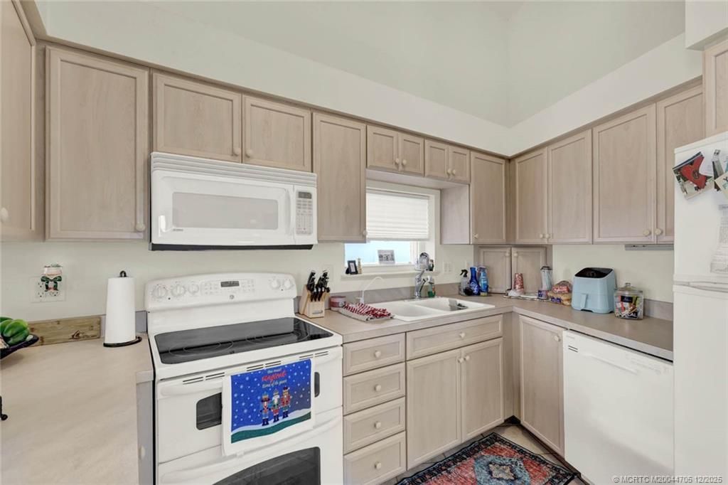 257 Nettles Boulevard, Jensen Beach, FL 34957 Photo