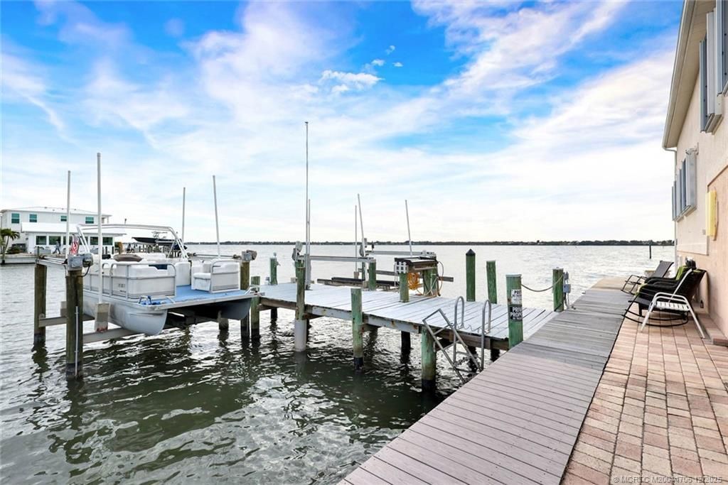 257 Nettles Boulevard, Jensen Beach, FL 34957 Photo