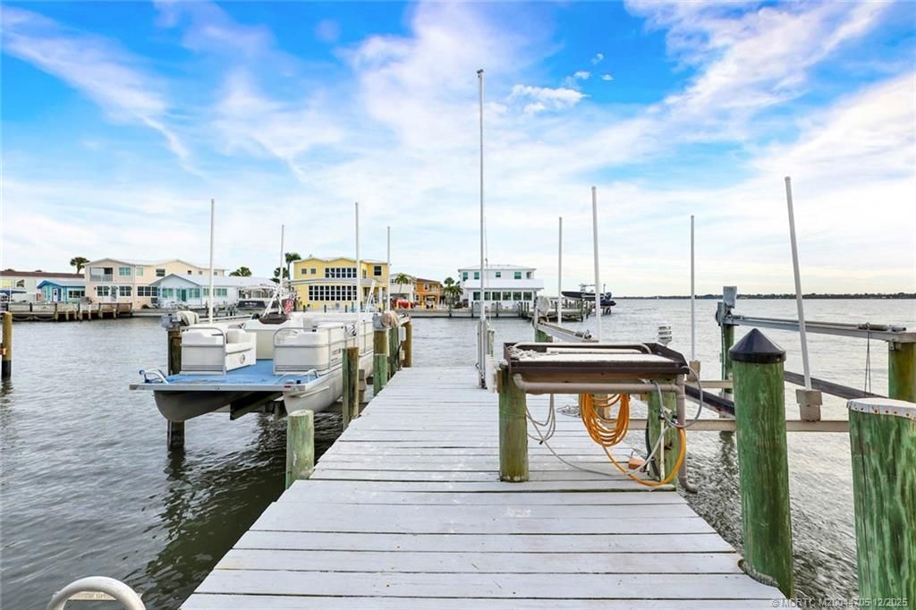 257 Nettles Boulevard, Jensen Beach, FL 34957 Photo