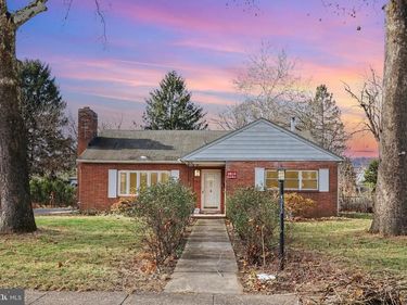 3610 GREEN STREET, HARRISBURG, PA 17110