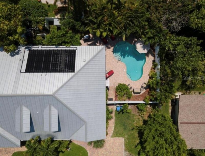 213 75th Street, Holmes Beach, FL 34217 Photo