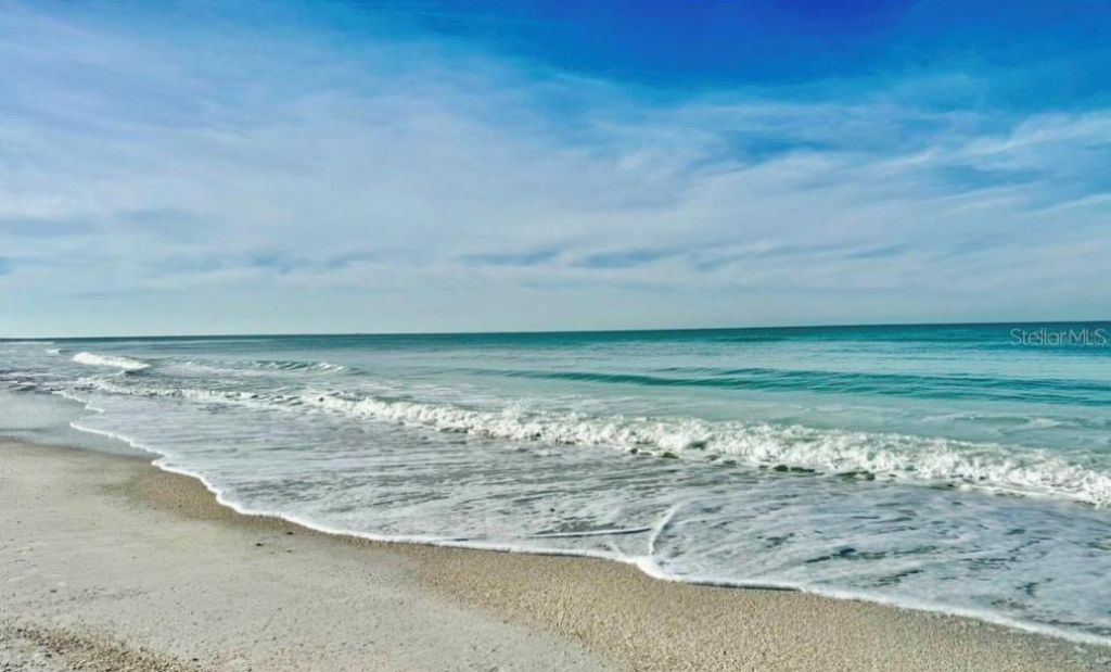 213 75th Street, Holmes Beach, FL 34217 Photo