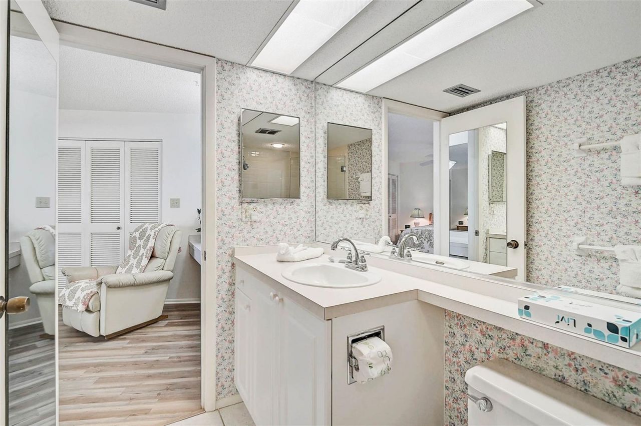 6518 Midnight Pass Road, Unit 310, Sarasota, FL 34242 Photo