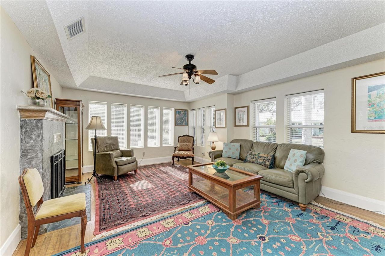 401 27th Street W, Bradenton, FL 34205 Photo