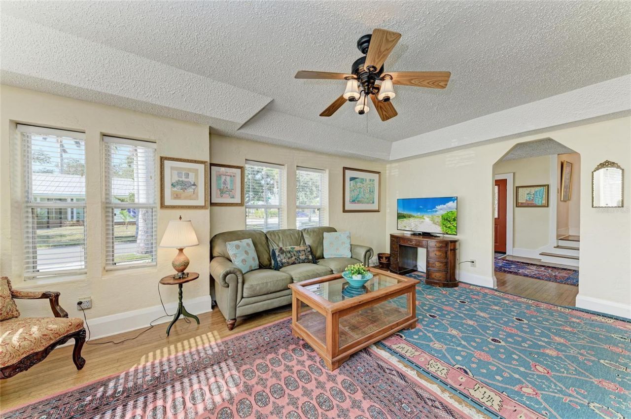 401 27th Street W, Bradenton, FL 34205 Photo