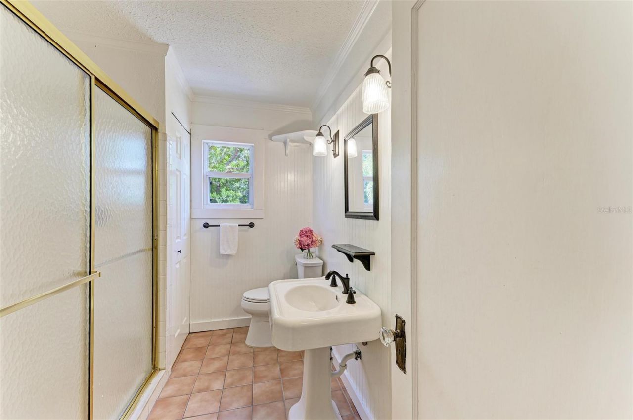 401 27th Street W, Bradenton, FL 34205 Photo