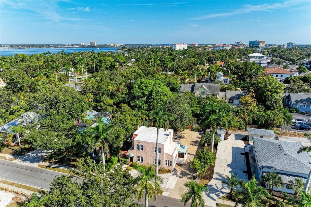 401 27th Street W, Bradenton, FL 34205 Photo