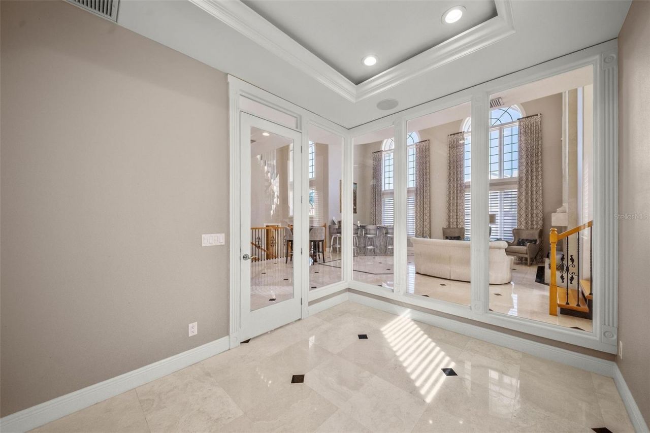 5907 Bayview Circle S, Gulfport, FL 33707 Photo