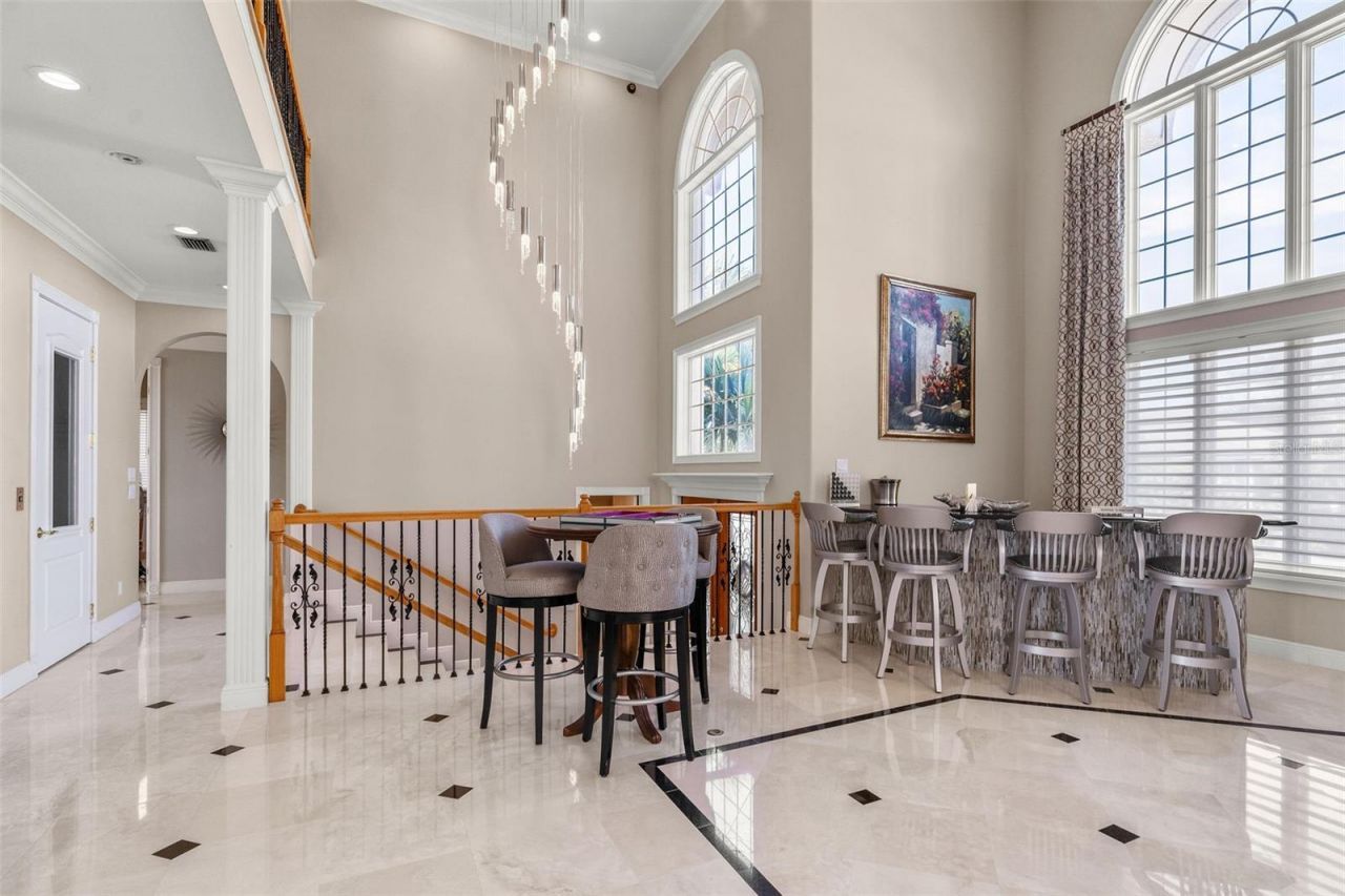 5907 Bayview Circle S, Gulfport, FL 33707 Photo