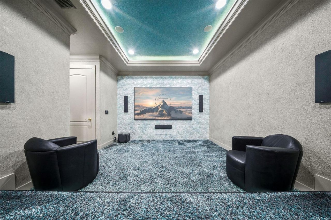 5907 Bayview Circle S, Gulfport, FL 33707 Photo