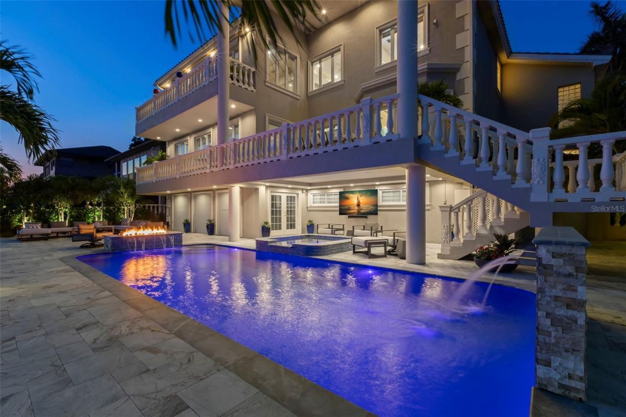 5907 Bayview Circle S, Gulfport, FL 33707 Photo