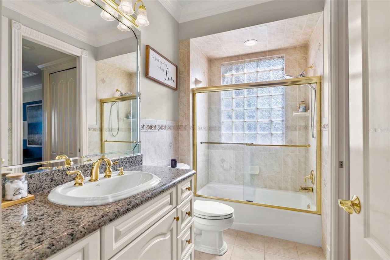 5907 Bayview Circle S, Gulfport, FL 33707 Photo