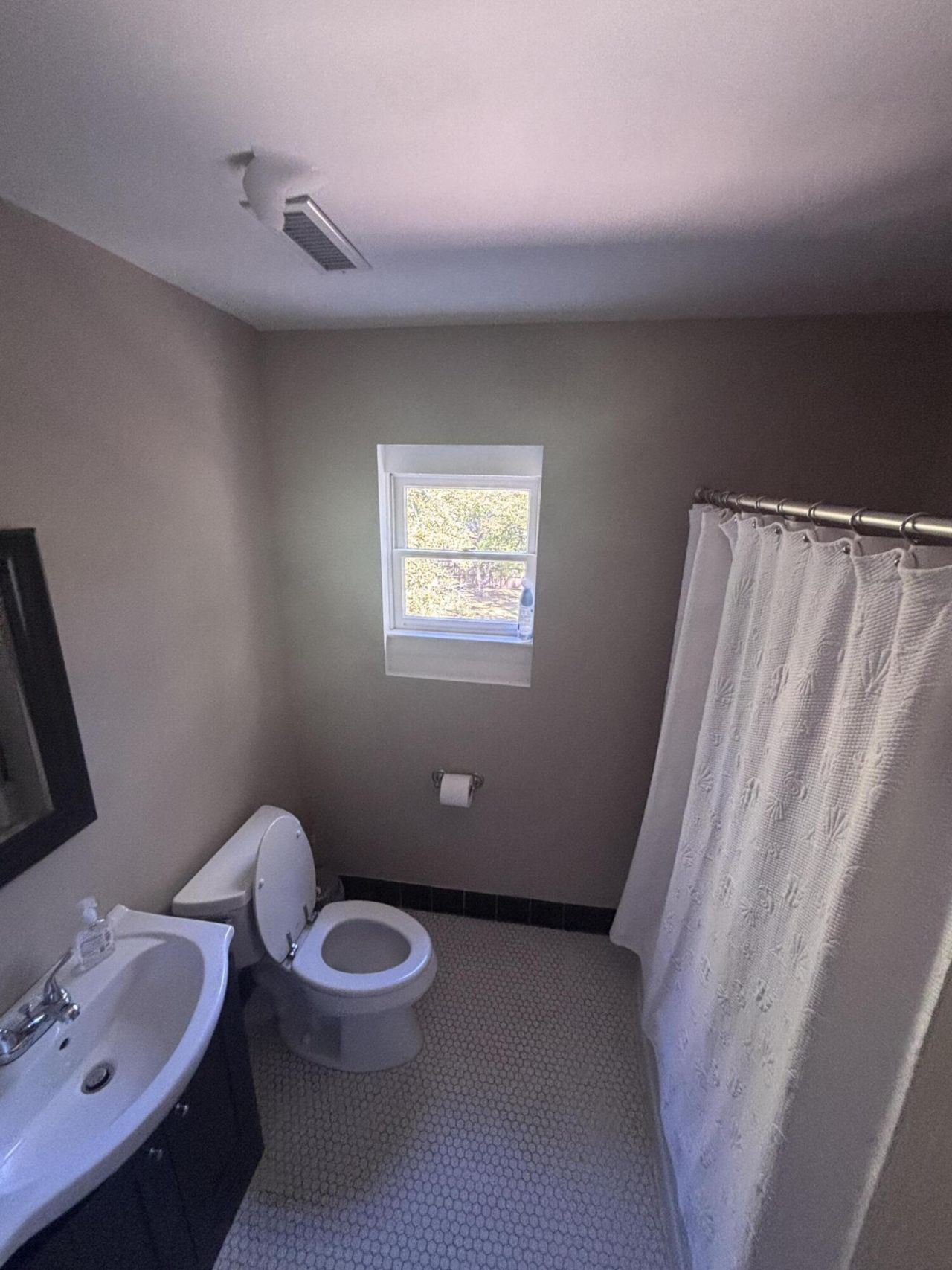 752 St Andrews Boulevard  Photo 10